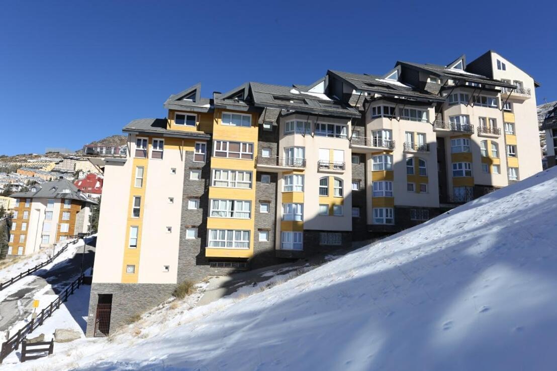 Miramar Ski A Pie De Pista Sierra Nevada Eksteriør billede